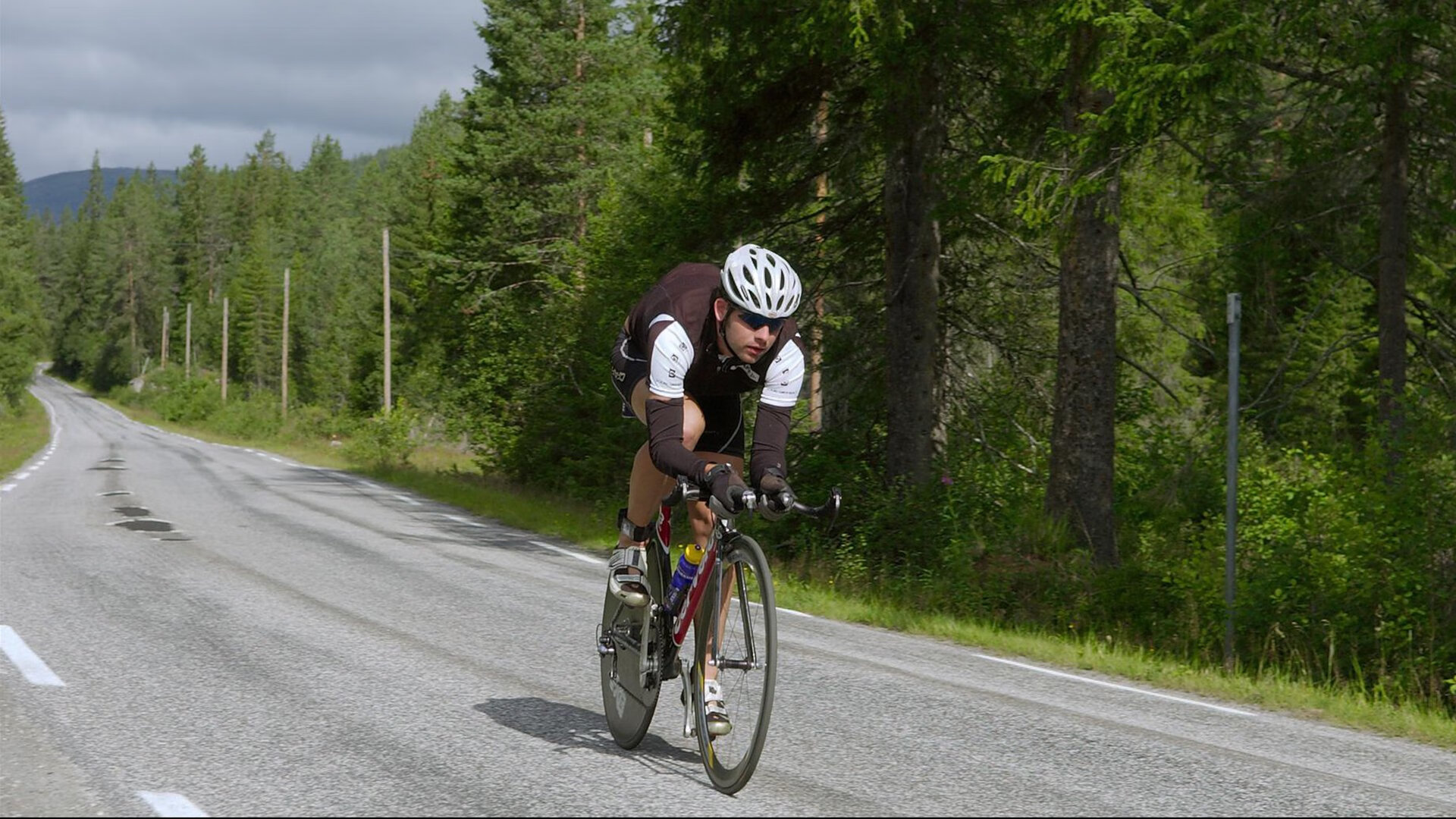 马克西统治全场！老鹰力克浙江，最佳球员称号无争议
