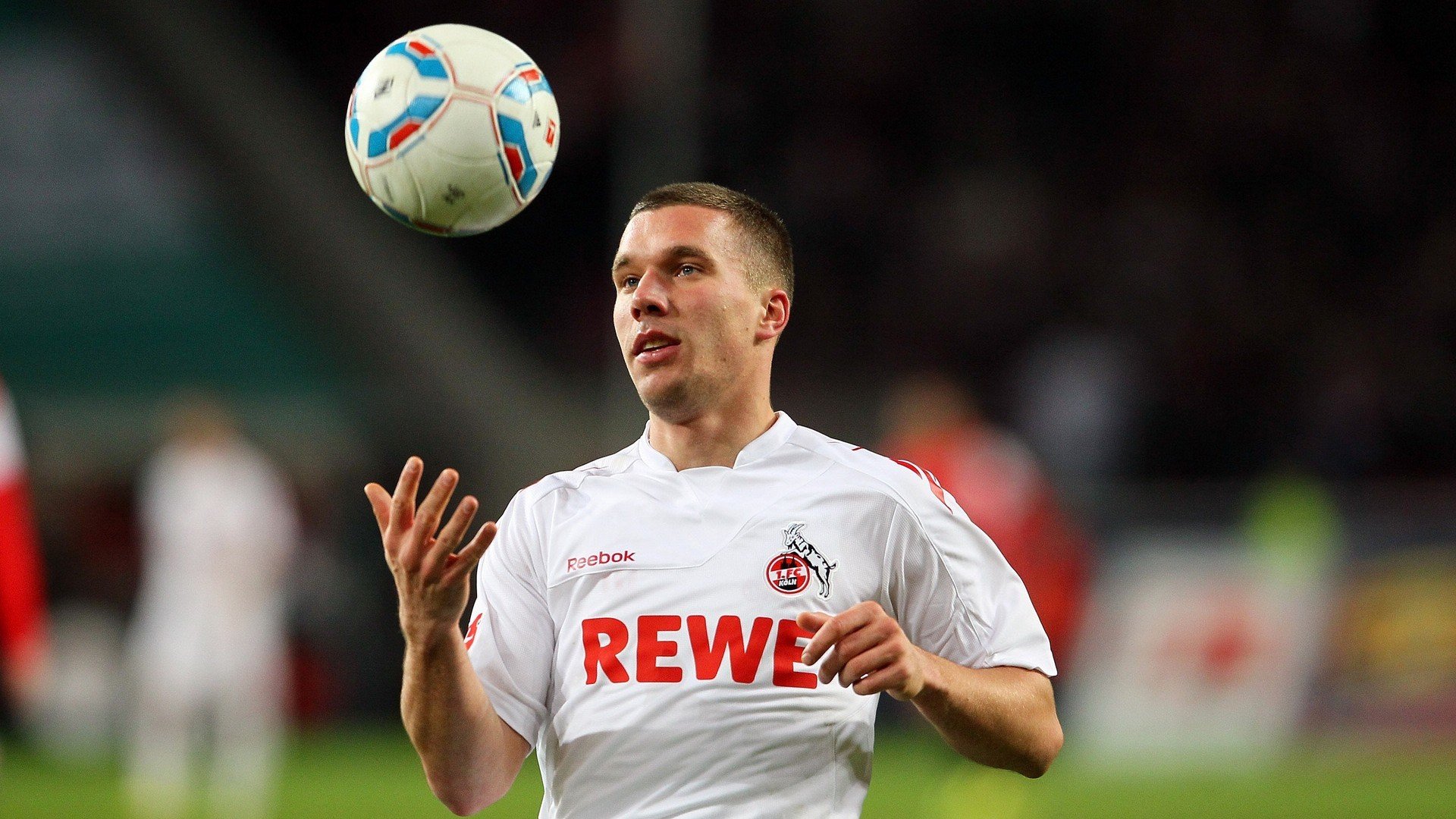 绝境中的白色火焰,楚阿梅尼状态火热,皇马逆转土耳其奇迹